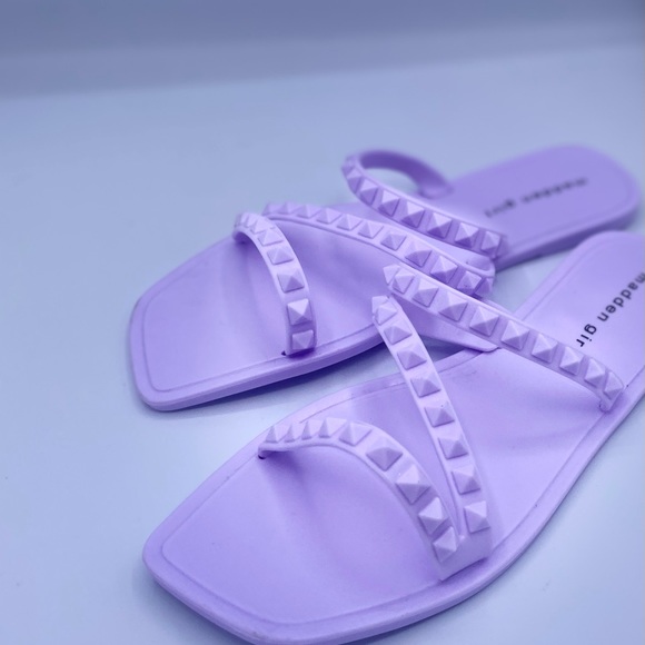Madden Girl All Over Purple Studded Lagunna Slip On Woman’s Flat Sandals NWOT 8 - Picture 6 of 13